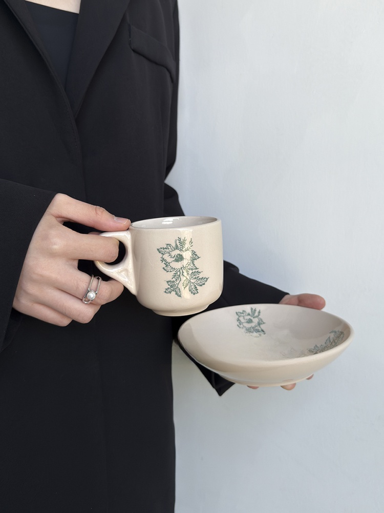 Limited Edition Vintage Spring - огляд і ціна Coffee Tea Leaf